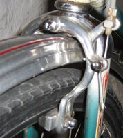 Bremse von Rasant, Type 300; verbaut an Diamant-Tourensporträdern von 1965 bis 1990, später auch an Tourensport- und Klapprädern von Mifa; Material: Aluminium