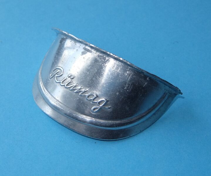 Datei:Blendkappe MGK 312.jpg