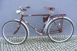 "Brandenburg" - Rahmen um 1953, zum Fahrrad komplettiert Anfang 1956.