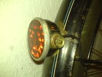 Zeitraum: um 1956 Verwendung: Diamant Tourenräder Material: Stahl, Glas Farben/Varianten: schwarz, silber Bemerkungen -