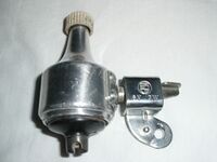 Dynamo Typ 8007.4 Zeitraum: spätestens ab 1984 Verwendung: für den österreichischen Fahrradhersteller Puch (mit Prägung "Puch") Material: Aluminium, Stahl (verzinkt) Unterteil: Kunststoff Bemerkungen: gleiche Merkmale wie übrige FER-Dynamos