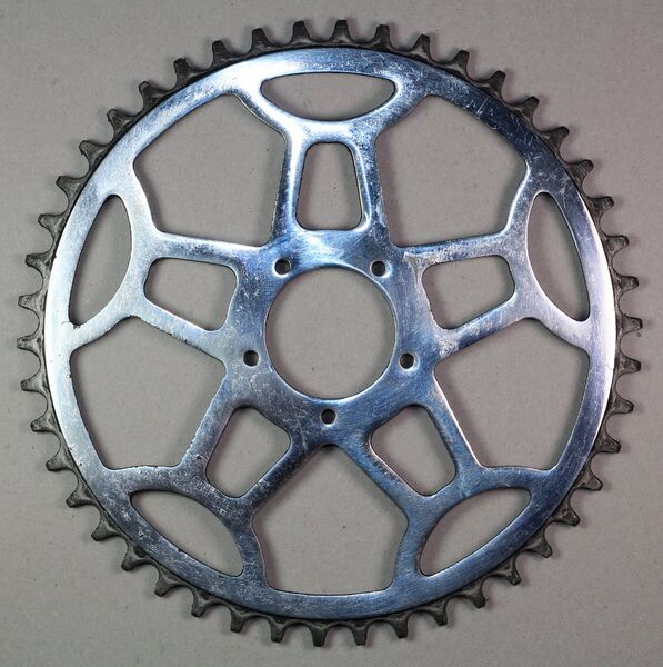 Datei:Diamant-Kettenblatt-Tourenrad.JPG