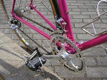 Die Antriebsteile stammen allesamt von Gipiemme und werden durch einen hochwertigen Campagnolo-Omega-Laufradsatz vervollständigt.