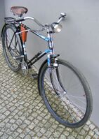 ================================= Pedale von WEB (ohne Reflektoren), Beleuchtungskabel stoffummantelt (Replikat).