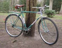 Noch bis etwa 1975 wurden die Sporträder überwiegend mit Diamant-Rahmendekor ausgeliefert.
