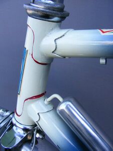 ===============================================] Ab etwa Mitte der 60er Jahre ließ die Verarbeitungsqualität, v. a. bei den Muffen, stark nach.