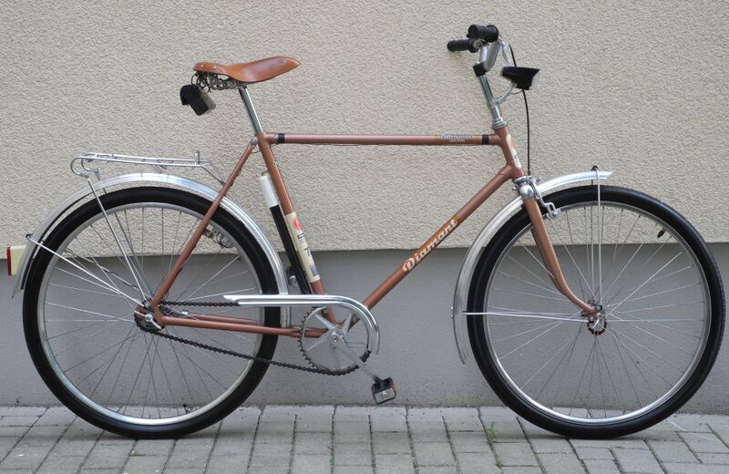 Datei:Diamant Modell 35 105 von 1982 Bild1.JPG