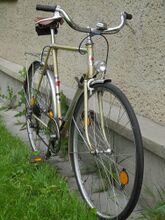 Mit 58 cm Rahmenhöhe stand in der DDR endlich ein für die meisten Männer geeignetes Sportrad zur Verfügung, hier klaffte zuvor eine große Bedarfslücke.