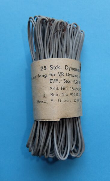 Datei:Dynamokabel 65cm hellgrau A Gutsche.jpg