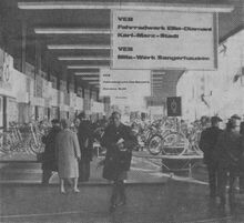 Präsentation der Fahrradwerke Diamant und Mifa auf der Frühjahrsmesse 1963.