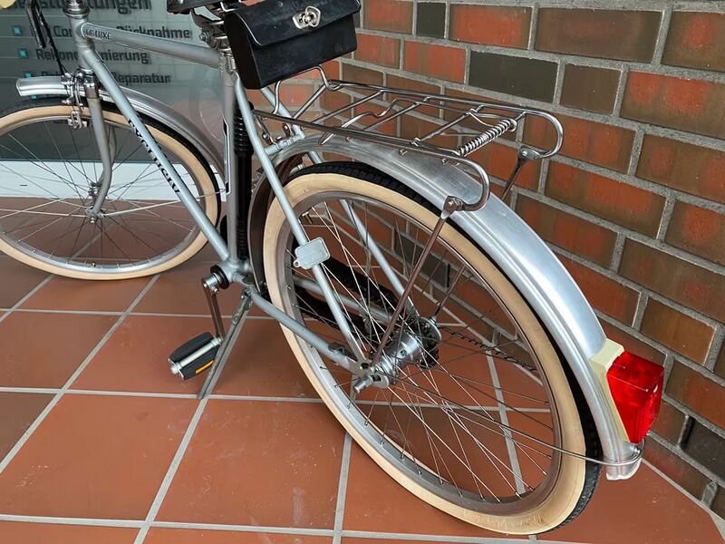 Datei:Fortschritt 305-3 Export Exclusiv Bild2.jpeg