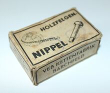 Speichennippel für 2mm-Speichen, lange Ausführung für Holzfelgen (an Kunsträdern), 50er Jahre