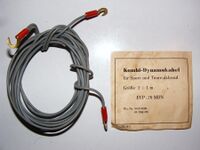 Graues Lichtkabel in einer dickeren Ausführung, wie es bis in die 60er/70er Jahre verwendet wurde. Abgebildetes Kabel zwischen 1964 und 1967 (Zeitraum der MDN).