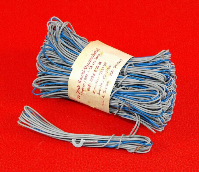 Datei:Kombidynamokabel Gutsche Osterburg.jpg