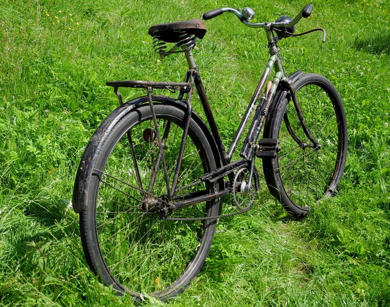 Datei:Möve Modell 45 von 1953 Bild2.JPG