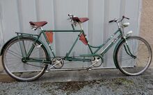 Beinahe dieselbe Rahmennummer hat dieses gut erhaltene Möve Tandem, ebenfalls von 1960.