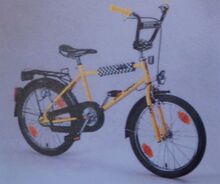 Mifa BMX-Fahrrad mit Straßenausstattung, Katalogabbildung von 1990.