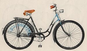 Im Katalog des Jahres 1964 ist das Tourenrad noch mit einer Strahlenkopflackierung abgebildet.