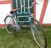 Mit diesem sehr schlichten Rahmendekor wurden die Sporträder etwa zwischen 1980 und 1986 ausgeliefert. Zudem waren die Rahmen jetzt nur noch einfarbig lackiert.