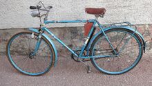Eines der bislang nur zwei bekannten Exemplare des Modells ST 3, Baujahr Ende 1958. Scheinwerfer und Dynamo sind von Januar bzw. Februar 1959, das Fahrrad wurde folglich frühestens im Februar 1959 montiert.