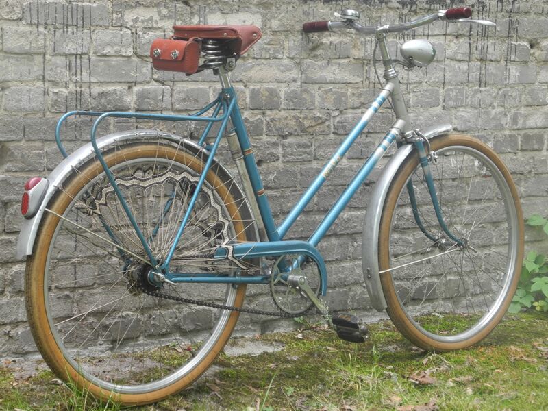 Datei:Mifa Damensportrad 1959 Bild 3.JPG