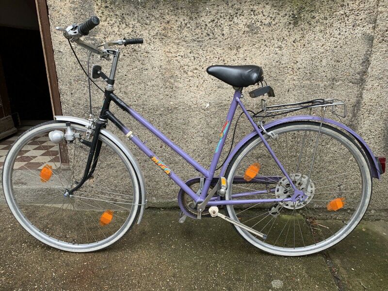 Datei:Mifa Damensportrad 1990 lila Bild2.JPG