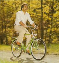 Modell 102 (1980) Werbeaufnahme von 1980. Das Fahrrad dürfte noch 1979 produziert worden sein (Zweifarb-Lackierung).