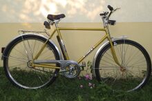 Es verfügt bereits über den PUR-Sattel, dieser wurde erst ab 1983 an anderen Fahrradmodellen verwendet.