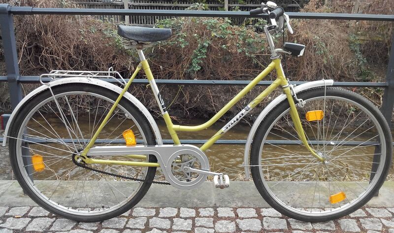 Datei:Mifa Modell 162 von 1980 Bild3.jpg