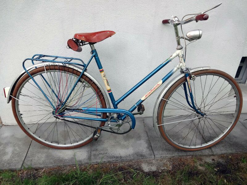 Datei:Mifa Modell 251 von 1969 A.jpg