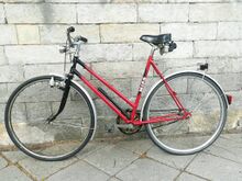 Mifa Modell 261 (1990) Dieses Fahrrad ist von Anfang 1990 und weist bereits einige Modifikation im Vergleich zum Jahrgang 1989 auf. Pedale eventuell nicht original.