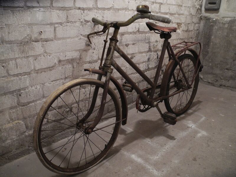 Datei:Mifa Modell S8 I.JPG