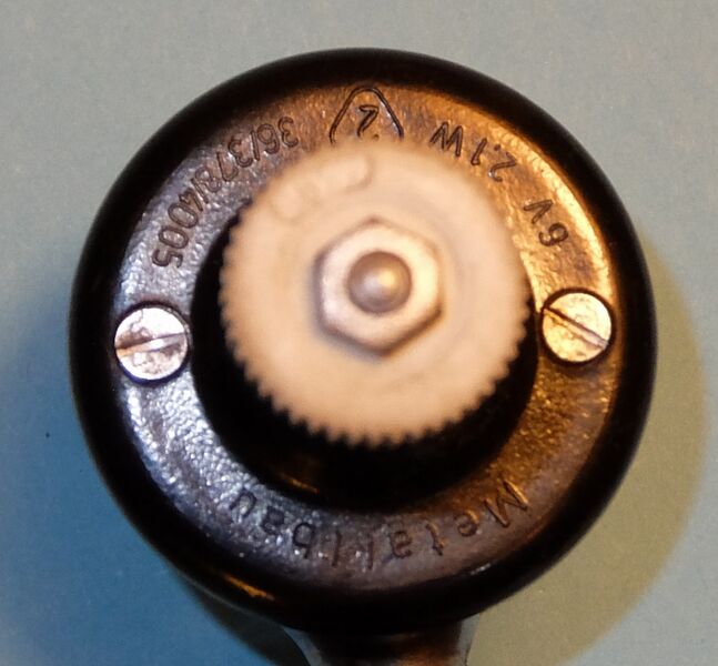 Datei:Prägung Dynamo Metallbau Radebeul C.jpg