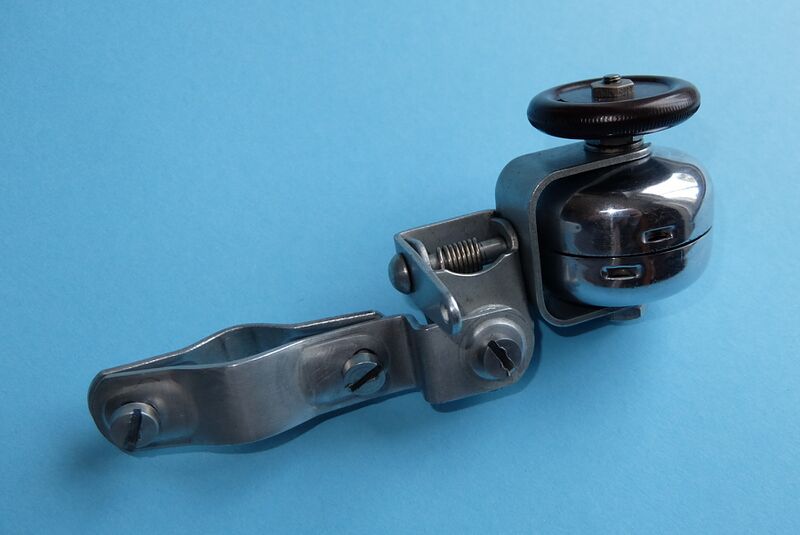 Datei:Radlaufklingel M Ruhla verzinkt.jpg