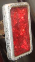 Reflektor aus dem Zubehörhandel, 50er Jahre, bekannt als Ersatz für defekte Strebenrücklichter