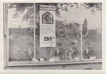 1968/69: Präsentation des Modells 901 in einem Schaufenster.