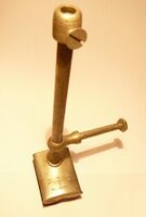 Stempelbremse mit Gestänge Zeitraum: vermutlich 60er Jahre Verwendung: Zubehörteil Hersteller: ? Material: Stahl (vernickelt) Bemerkungen: Gütezeichen "2"