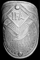 Zeitraum: vereinzelt 1952 bis 1954 Material: Aluminiumblech, geprägt Nietabstand: Bemerkungen: mit großem IFA-Logo