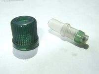 Grüne Überwurfmutter, transparentes Blitzventil; ob in dieser Kombination vertrieben, ist nicht bekannt.