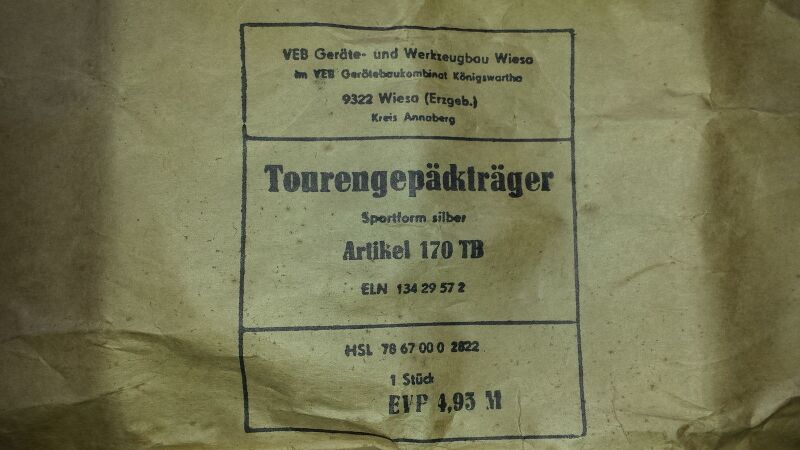 Datei:Verpackung Tourengepäckträger Geräte- und Werkzeugbau Wiesa.jpg